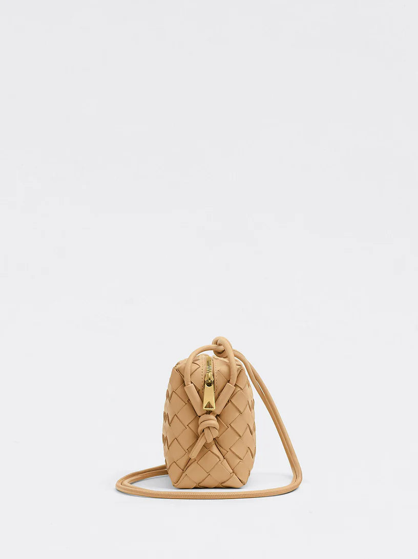 Bottega Veneta - Mini sac bandoulière en cuir Intrecciato