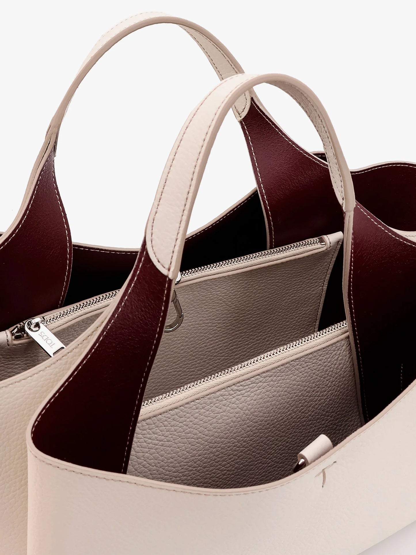 Tod's - sac à main en cuir avec détail T Timeless